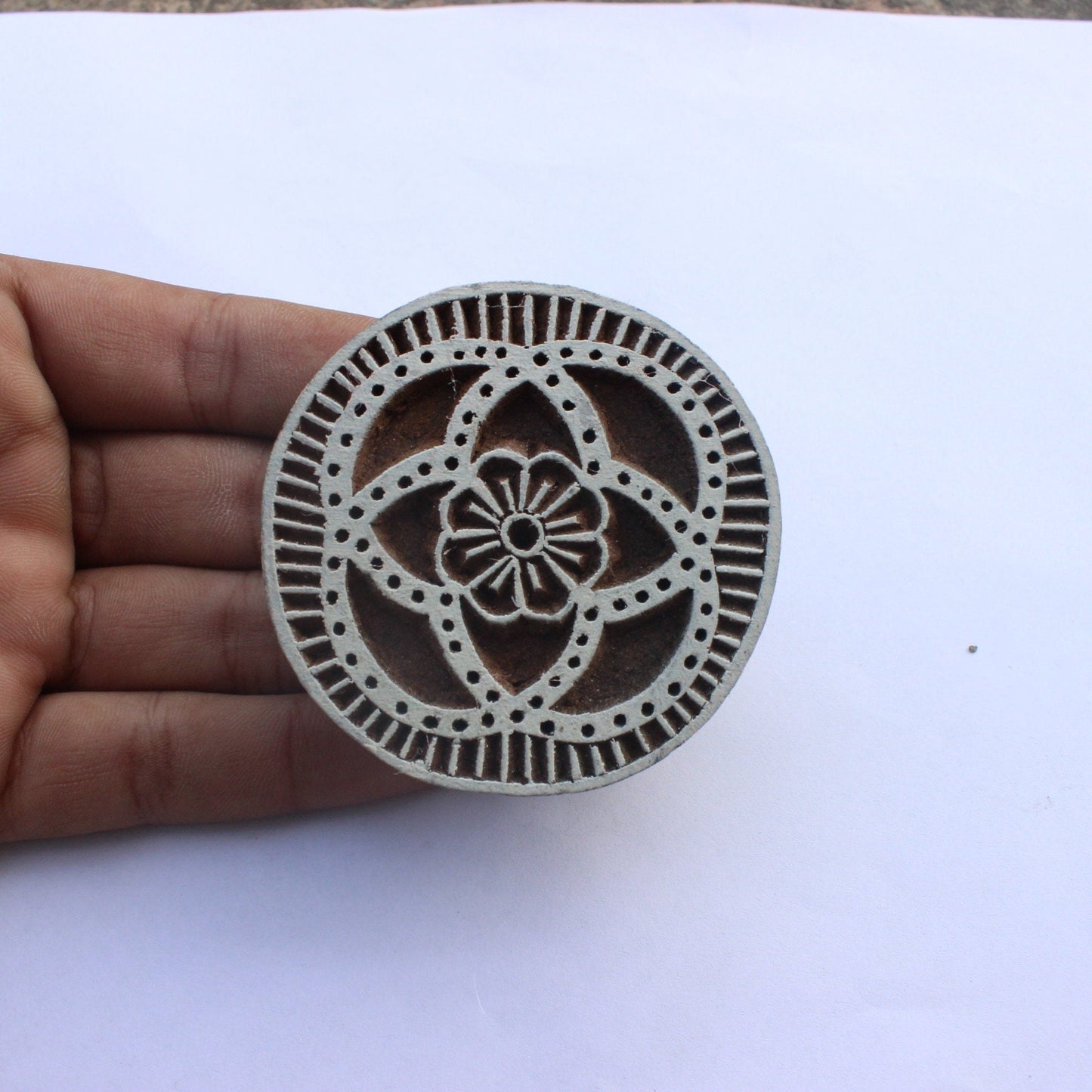 Mandala Traditional Indian Wood Stamps For Textile Printing Hand Carved And Personalized Flower Carve Block For Printing Floral Stamp