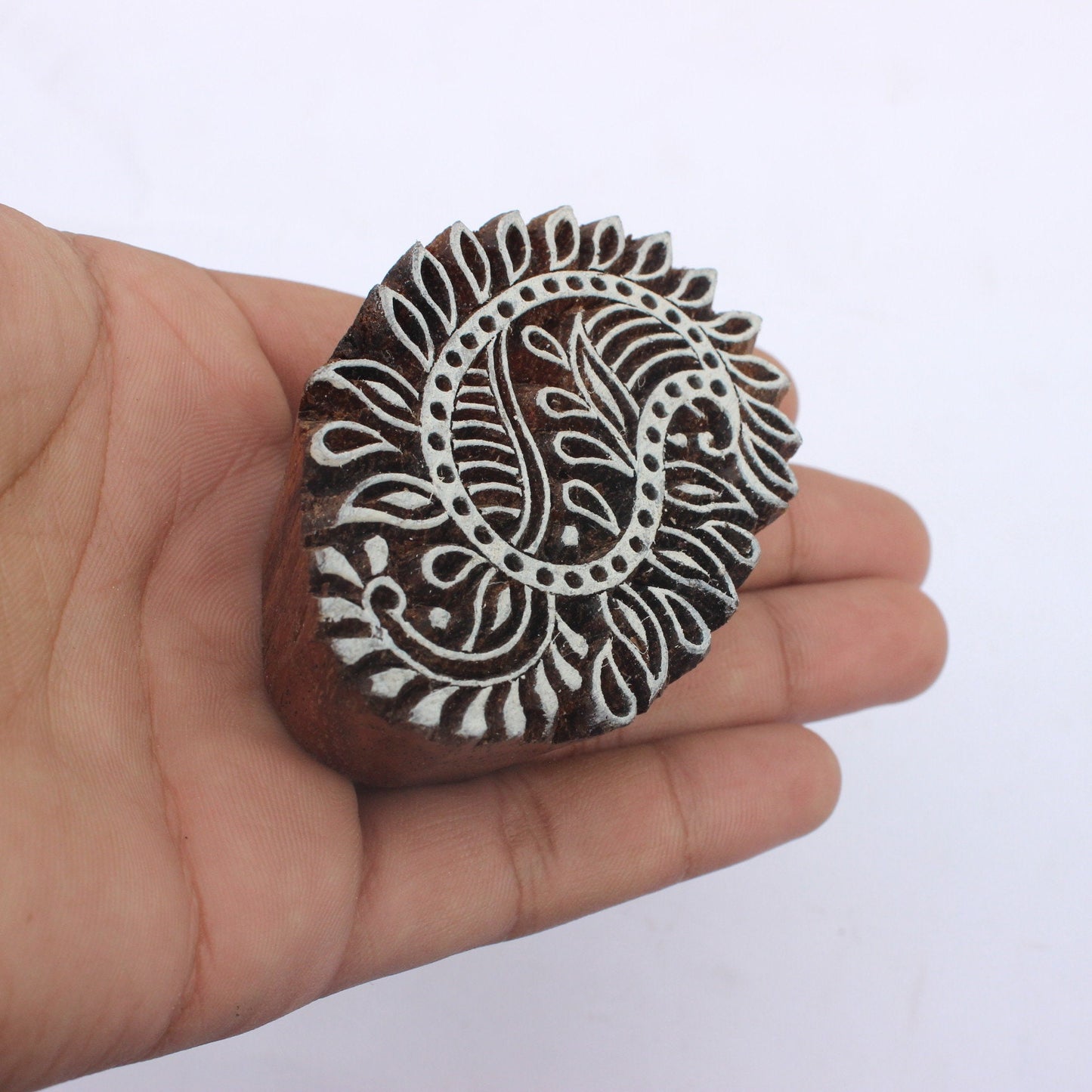 Paisley Stamp Carve Wooden Stamp Carve Block Soap Stamp Hand Carved Fabric Stamp Floral Fabric Stamp For Printing Traditional Textile Block