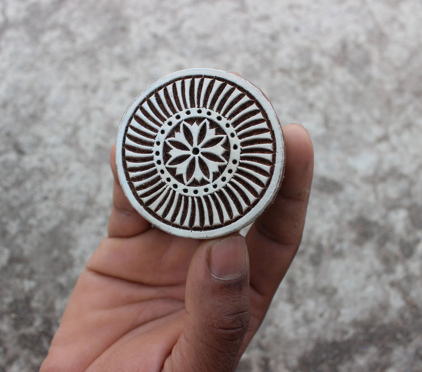 Mandala Stamp Carve Block Wood Block Stamp Round Wood Block Stamp Hand Carved Textile Block For Printing Circle Soap Stamp Floral Textile